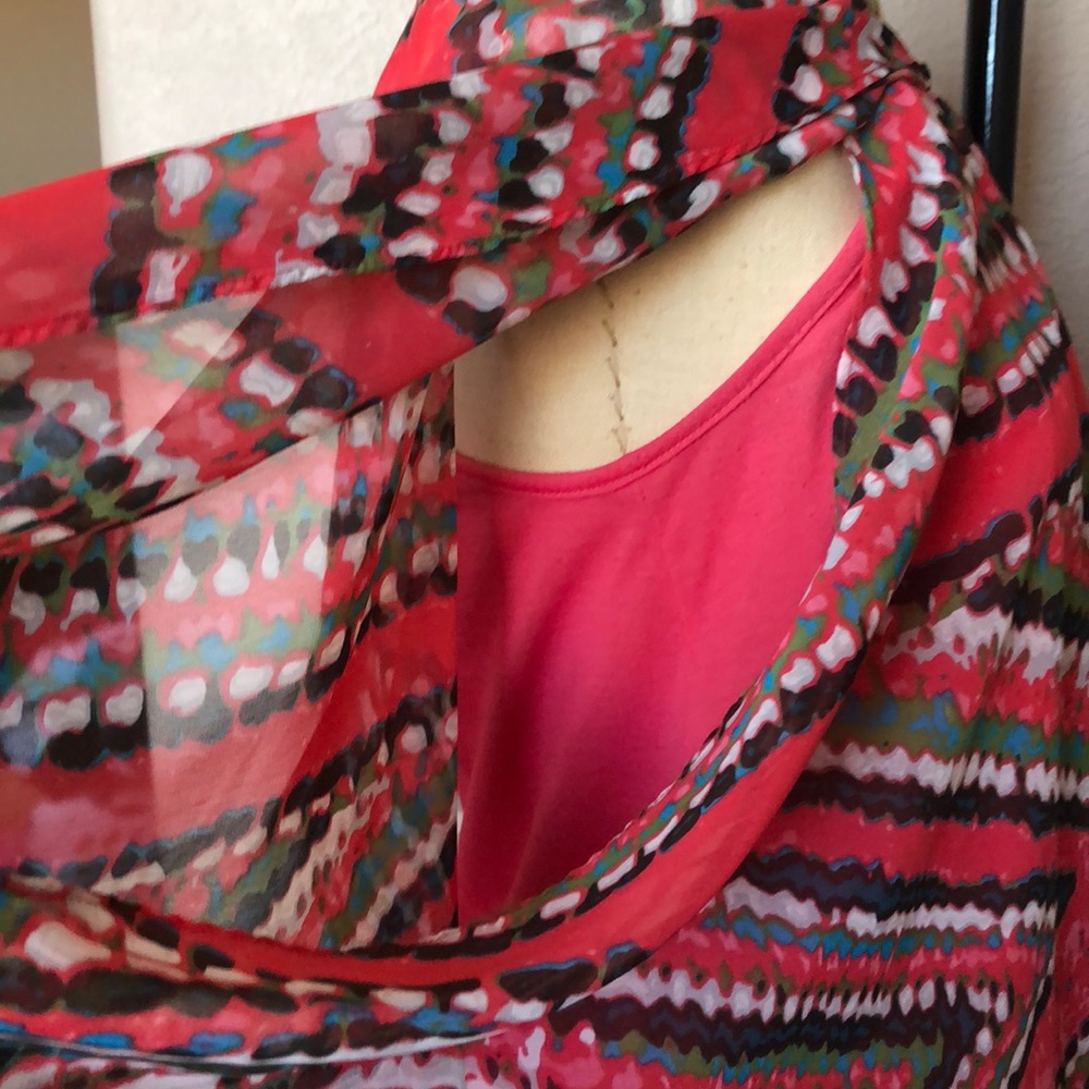 Tops - Picture 4 of 7